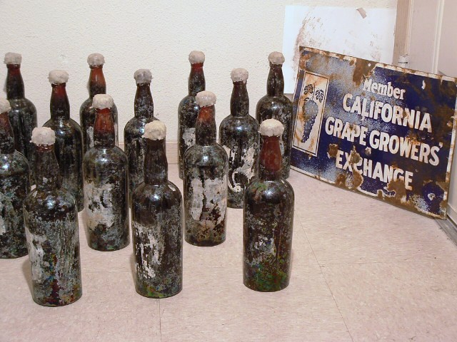 schoelerwine009.jpg  Zinfandel Wine 1935